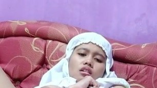 Hot asian tudung, hijab, jilbab slut playing herself 13