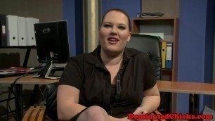Chubby beauties dominated in the office