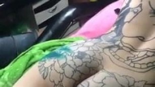Hot naked asain doing tatoo.mp4